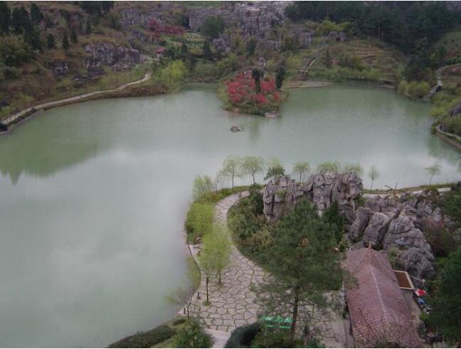 ������ʢʯ��