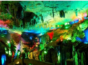 ������Ů��