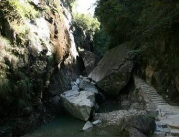 Ȫ�ݶ�Ϫ��Ͽ��