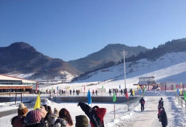 同泉高山滑雪场