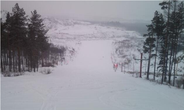 ��Ȫ������ѩ��