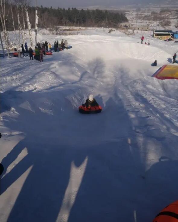 ��������Ȫ�𶼻�ѩ��