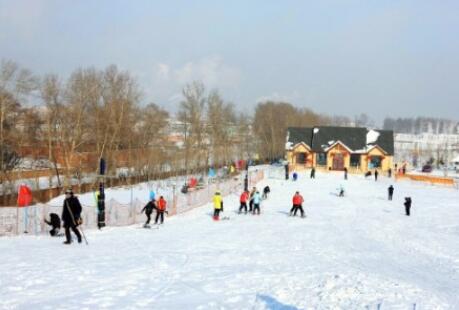 ������������ִ�ũҵ԰��ѩ��