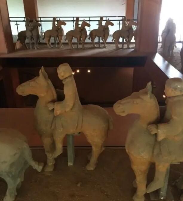 ���ݺ��Ļ�����(������ٸ��ʨ��ɽ������)