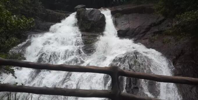 ��������ʮ��ˮԭ��̬��԰