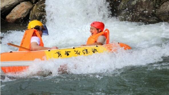 �ƽ��Ư��.