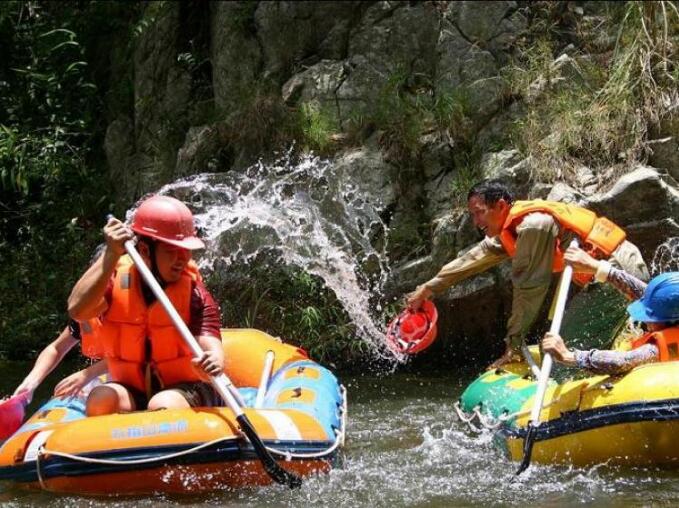 ������ָɽ��Ͽ��Ư��