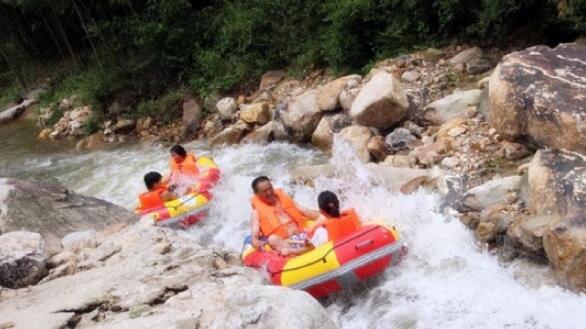 ǧ������Ļ�԰Ư��