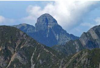 ̨���Լ�ɽ��