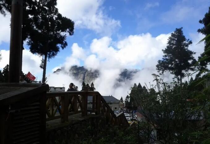 ̨�尢��ɽ��