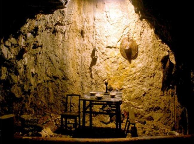 ����ɽ�ƻ��棬