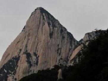 ����ۻ�ɽ��