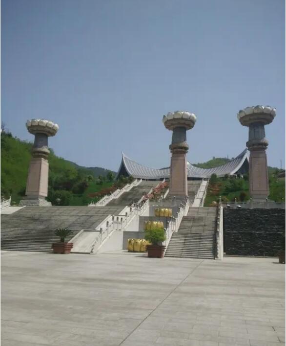 �����Ϲ�ɽ��