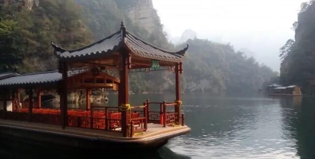 张家界宝峰湖,