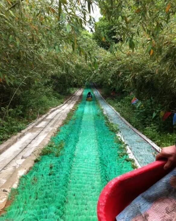 黄石仙岛湖野人岛,