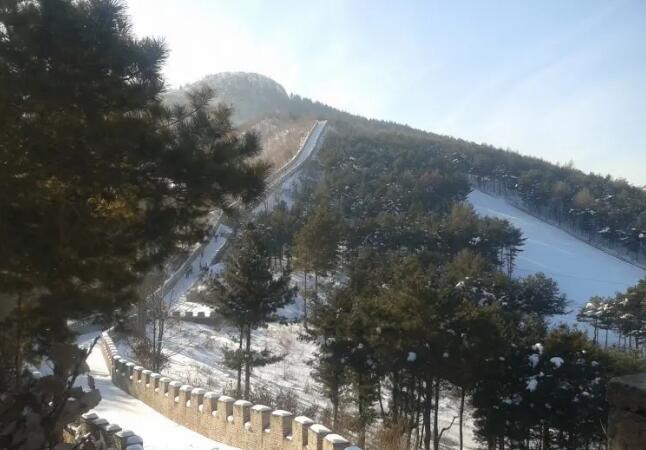 ������Ȫ����ɽ��ѩ����