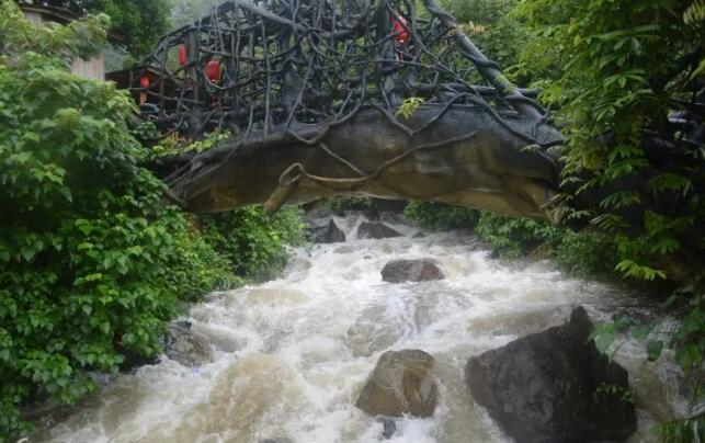 英德天门沟九州驿站,