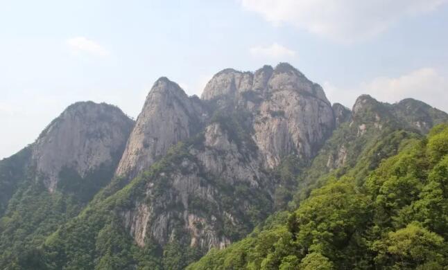 ��������ɽ��