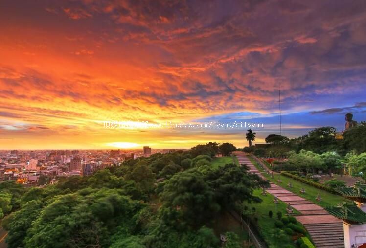 ̨���û�����ɽ�羰�����ι���