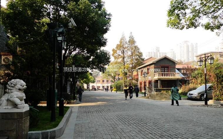 �Ϻ�����·�Ļ����˽����ι���