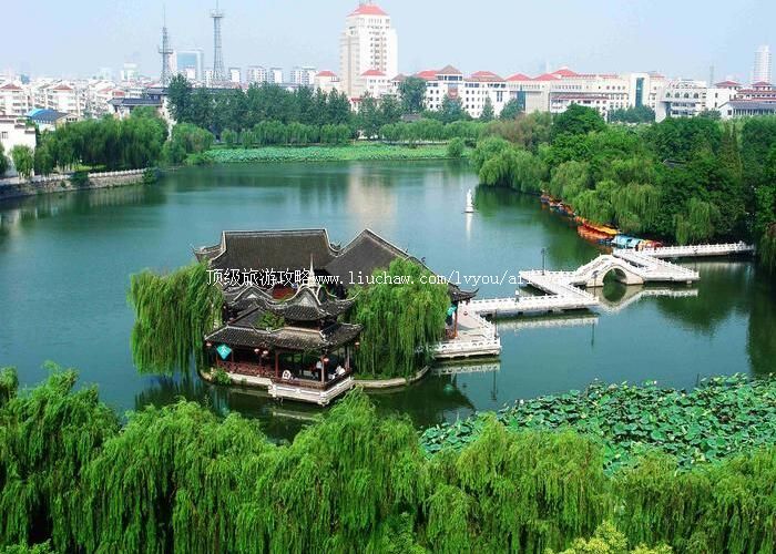 扬州荷花池公园旅游攻略