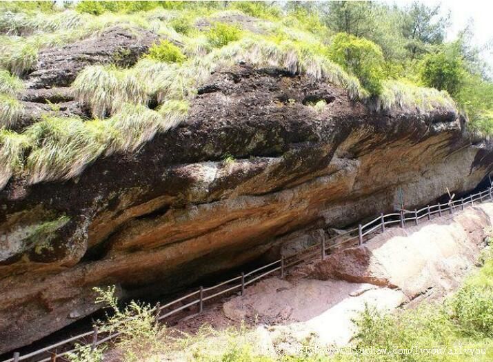 �ɾ���ʯɽ�羰�����ι���