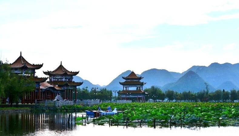 4A����ǭ���ϰ����е̷羰�����ι���