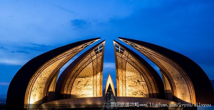 �ͻ�˹̹  �������棺1��