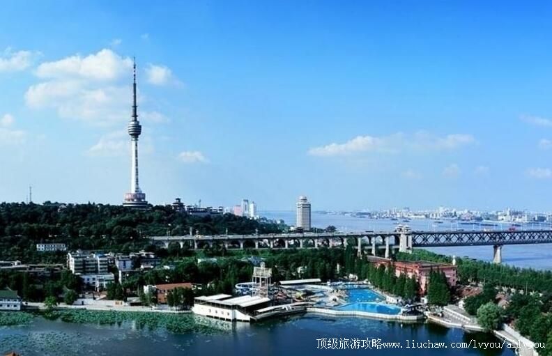 湖北武汉龟山电视塔旅游攻略