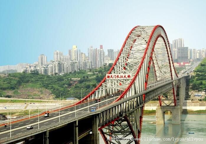 重庆朝天门长江大桥旅游攻略