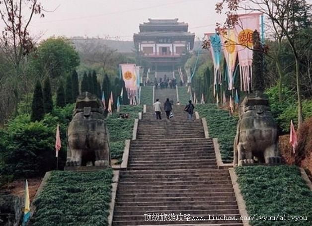 4A�Ĵ��ϳ���ɽ�羰�����ι���