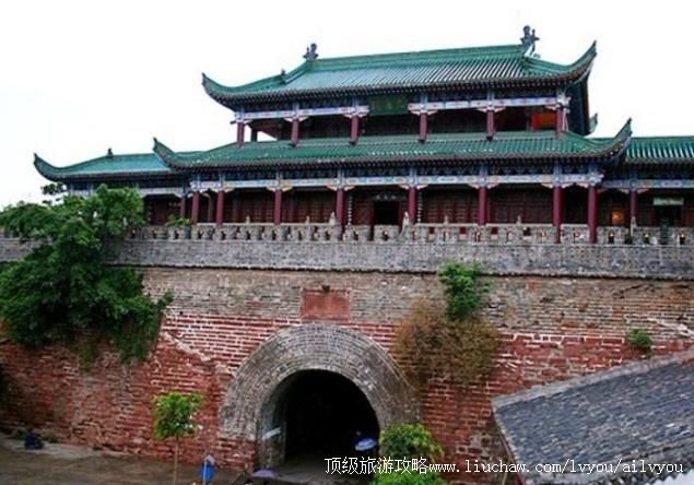 �Ĵ���ɽ�����ų����ι���