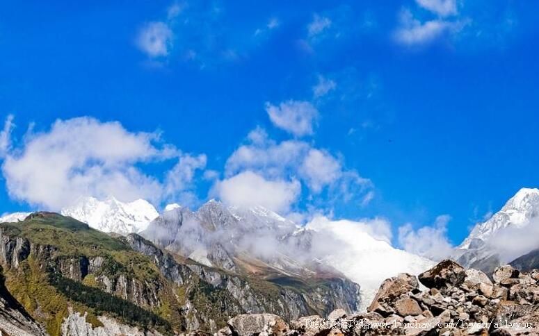 四川甘孜墨尔多山旅游攻略