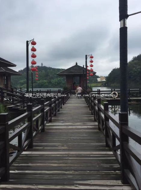 ����С��