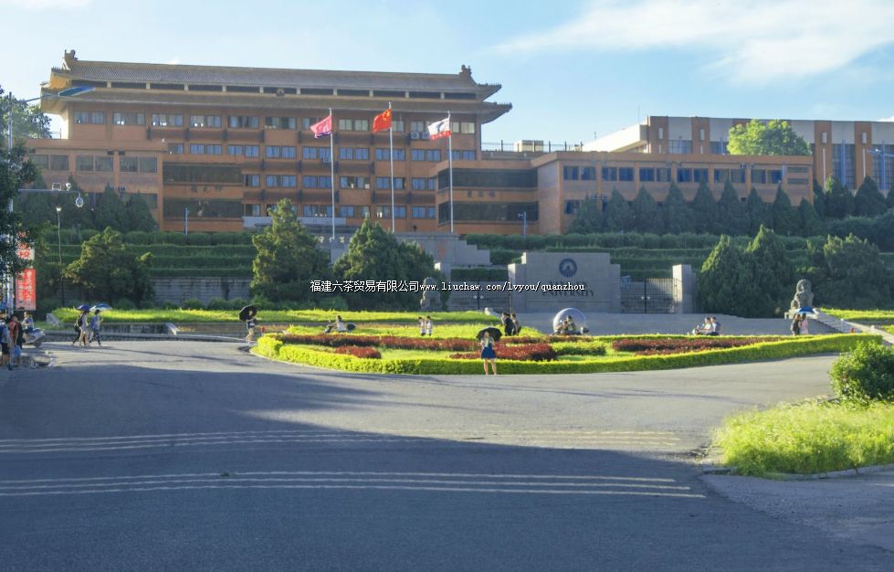 仰恩大学.