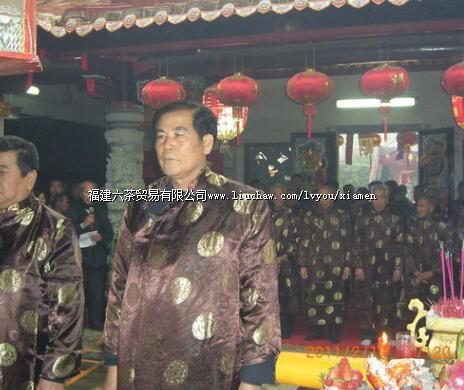 ����ϰ�ף�ͬ��װ걼���ϰ�ף�