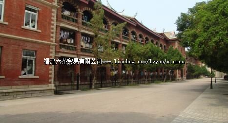 ���Ŵ�ѧܽ��¥Ⱥ