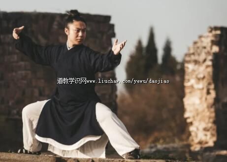 学道之人,道心重一分,则凡心轻一分;道念重一分,则俗念轻一分 学道之人,道心重一分,则凡心轻一分;道念重一分,则俗念轻一分