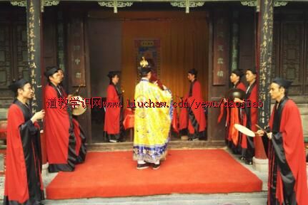 �������ɹ�������صع�ʥ���������ἰ��Ԫ�ڳ��ȴ󷨻�