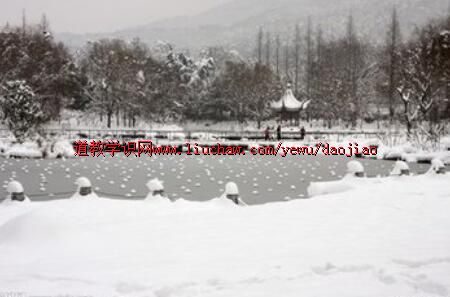 15��ң�뵱�����ӽ�����ϵ�У���ʮ����