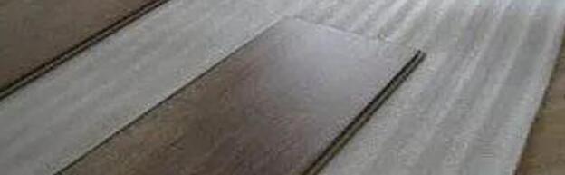 装修新房这样铺木地板 既防潮又隔音