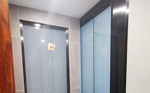 夹丝玻璃的介绍及性能 比普通玻璃更好看使用更安全