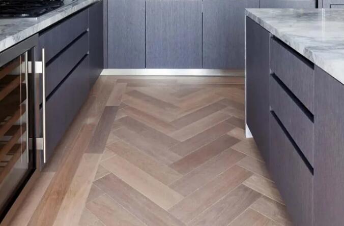 ���������̴�ש������ʲô ��������ͨ����ֵ��������ǿ