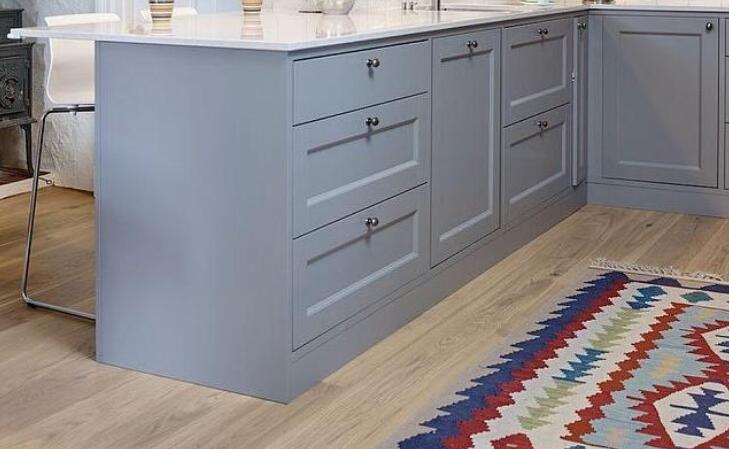 ��ҳ���װ�޲����߼� ����Ϊ������ɫûѡ��