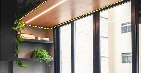 厨房辅助照明怎么弄 水槽上面加块板再嵌入灯饰