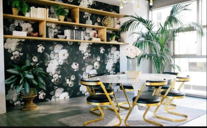 让人叹为观止的餐厅花卉装饰 你家需要一个吗?