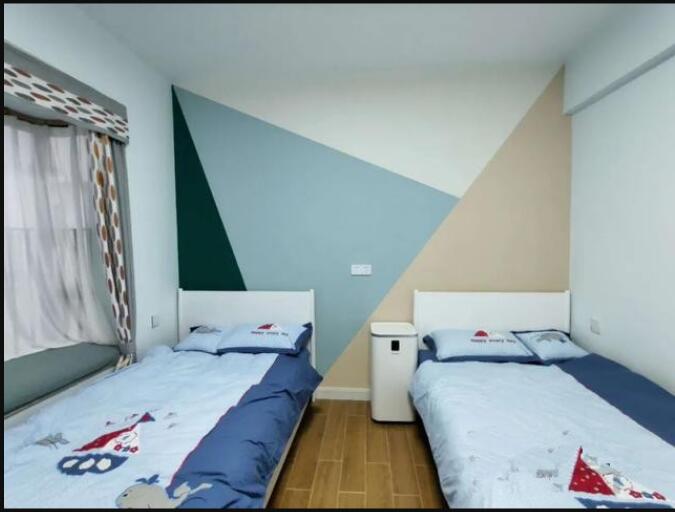 ���Ҵ�ͷǽ��һ�ɴ�� ����װ������̤ʵ