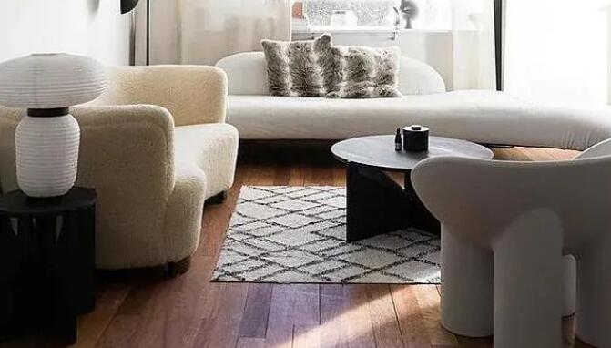 打破沙发电视组合 客厅布局不再千篇一律.