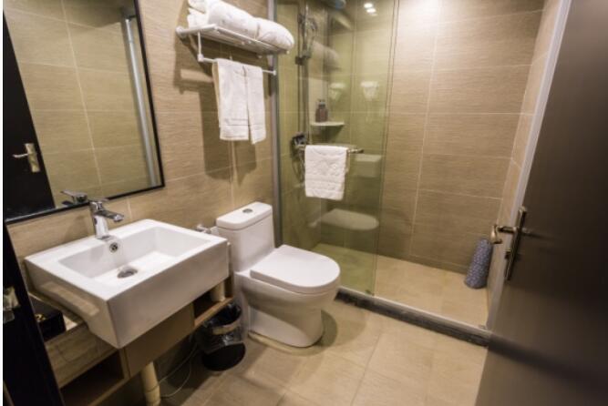 阳台雨水管开口怎么办 雨下的大些会反水么