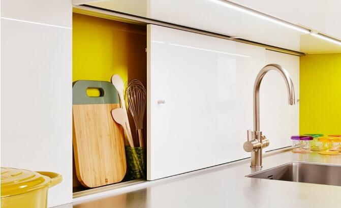 小厨房如何增加收纳 可以这4个地方加上推拉门.